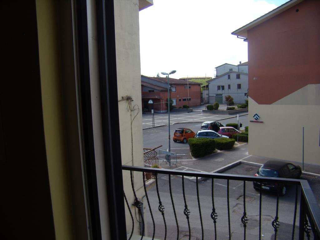 Casa Vacanza La Rondine Valmontone Exterior foto